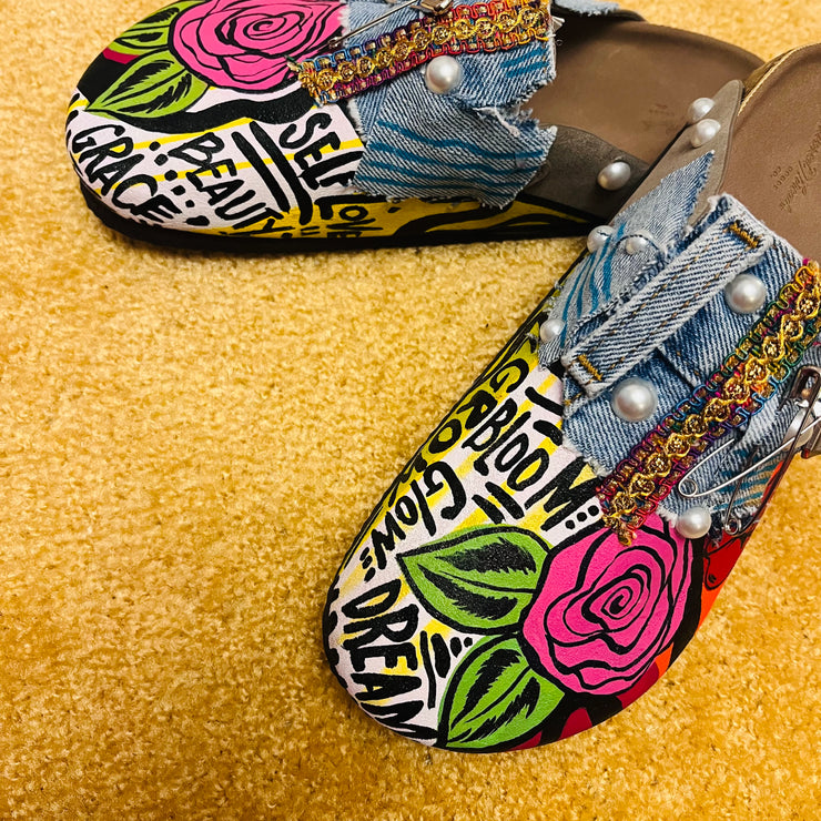 Size 8.5 Bloom Clogs