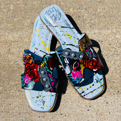 Size 10: Light Blue Statement Slides