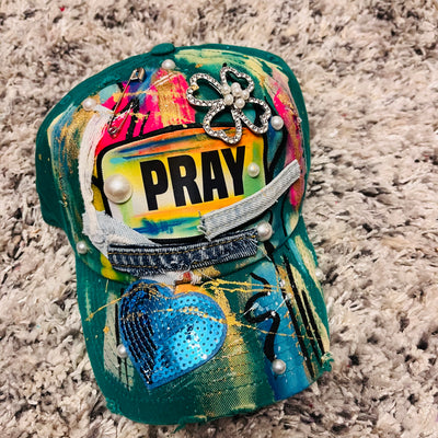 Green Pray Cap